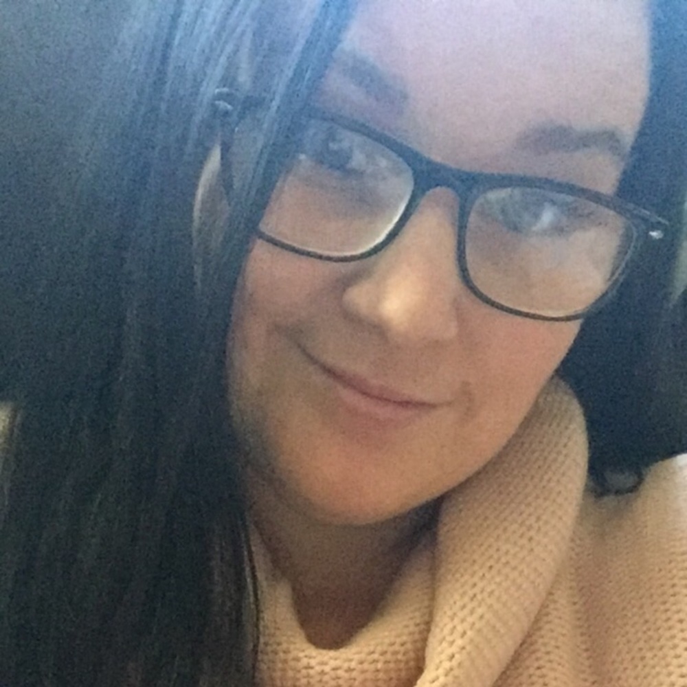 Meet your Posher, Courntey